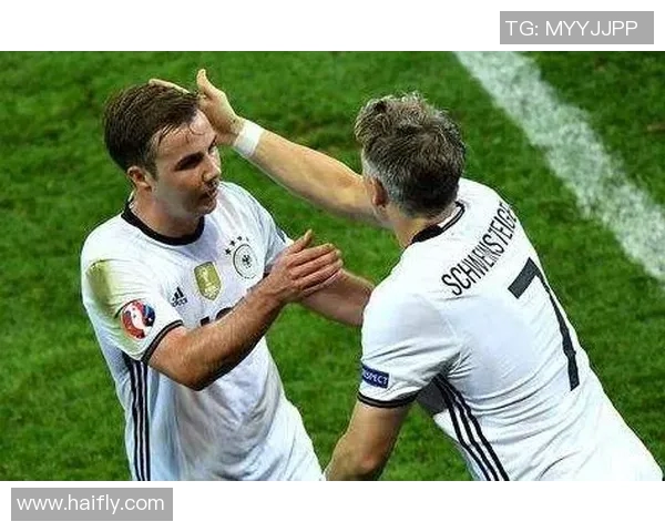 佐尔克与拜仁的较量:足球战术与历史的碰撞之旅 佐尔克与拜仁的较量:足球战术与历史的碰撞之旅