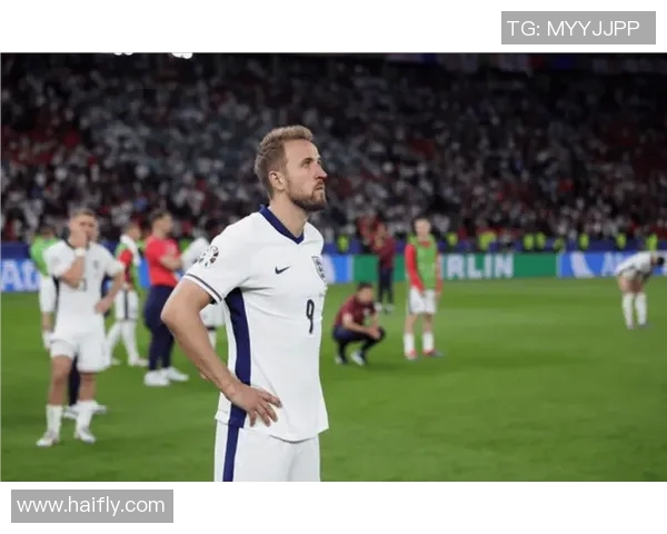 凯恩的传奇旅程:从足球天才到世界巨星的蜕变与荣耀 凯恩的传奇旅程:从足球天才到世界巨星的蜕变与荣耀