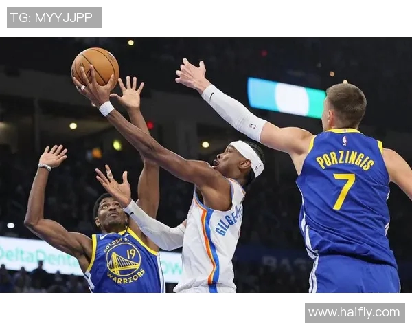 勇士与雷霆激战回顾精彩比赛录像全程分析与精彩瞬间重温