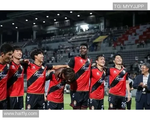 庆南队与全北现代队激战在即谁能在这场焦点对决中笑到最后 庆南队与全北现代队激战在即谁能在这场焦点对决中笑到最后