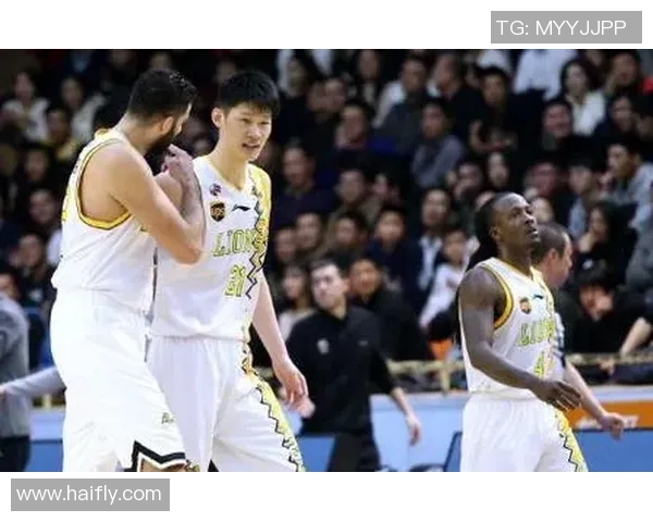 重庆羽毛球队以59分领跑冠军赛积分榜展现强劲实力和团队合作精神