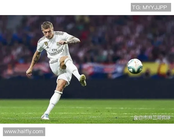 克罗斯在足球世界的崛起与影响力分析及其未来发展展望