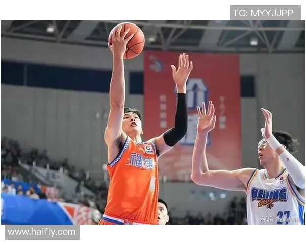 吴冠希的篮球之路：从青涩新星到CBA赛场的闪耀之星